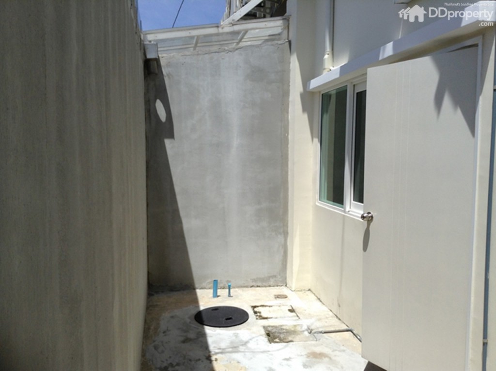 Golden Town Rattanathibet â Bangplup83-026